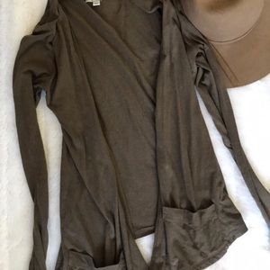 Cardigan with pockets